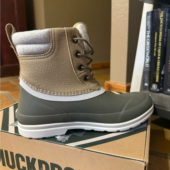 Women’s Original Duck Lace Muck Boots - Picture 4 of 8